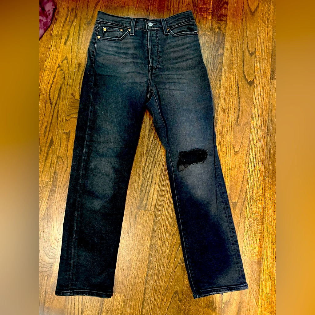 Levi’s Wedgie Straight Leg Jean- Perfect Condition, Never Worn